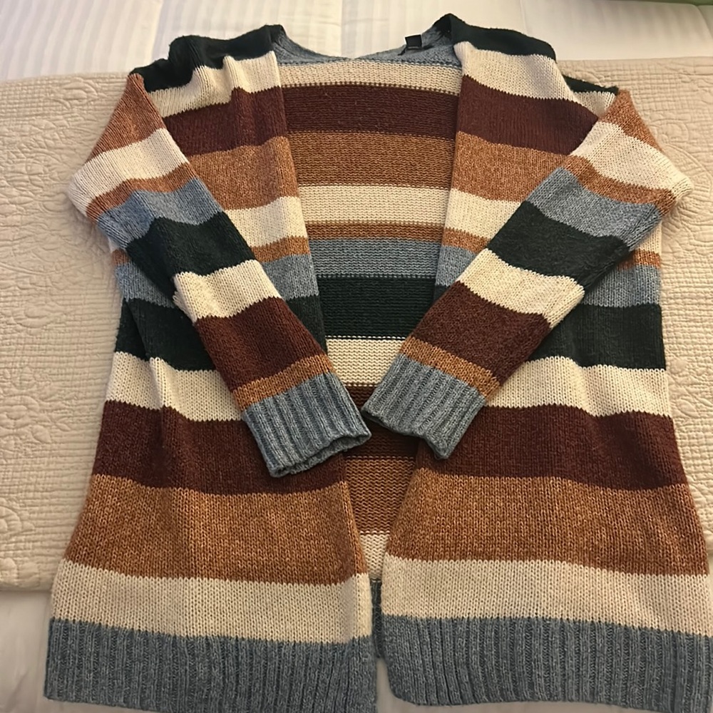 American Eagle cardigan